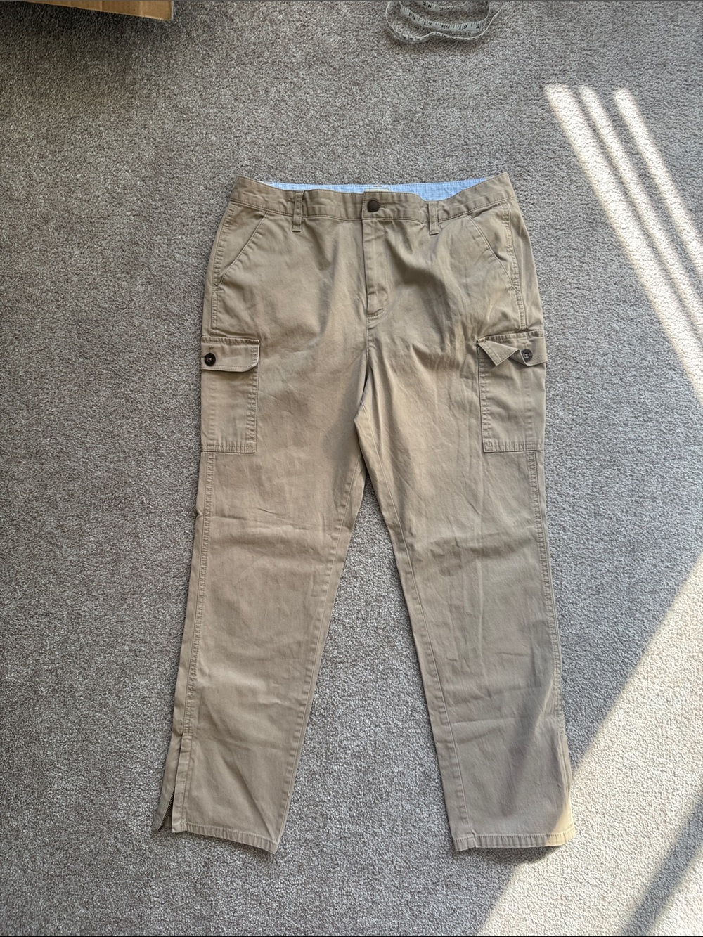 L.L.Bean Women’s Cargo Pants Size 12 Classic Fit Khaki Cotton Spandex